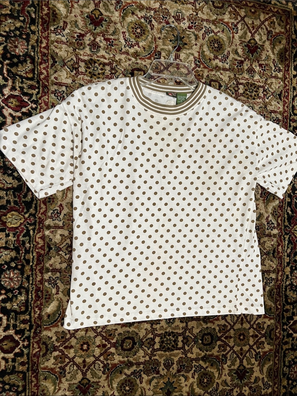 Vintage Outback Red Tee with Green Polka Dots Size Medium